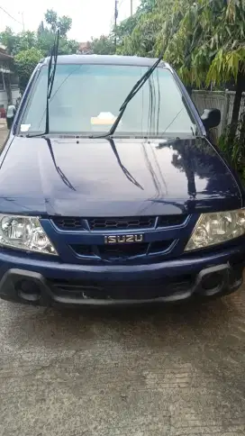 Jual mobil panther th 2006  kondisi baik surat  lengkap pajak hidup