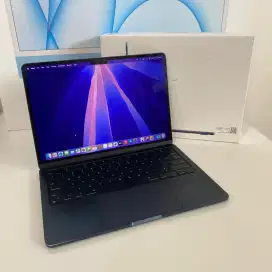 MACBOOK AIR M2 2022 13 RAM 16GB SSD 256GB FULLSET