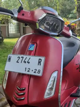 Vespa Sprint 150 ABS IGet 2018 Odo 16rb Nopol N Merah Doff Koko Motor