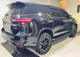 Toyota Fortuner 2.8, 4x2 GR Sport Solar AT