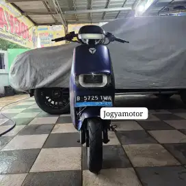 Yadea E8S Pro tahun 2023