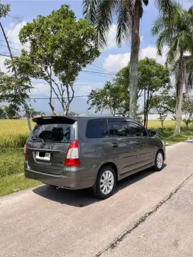 Jual Toyota inova G diesel metik mulus 2013