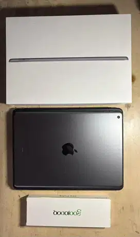 Dijual Ipadgen 9 64gb like new + Gojodoog pen stylus + cover