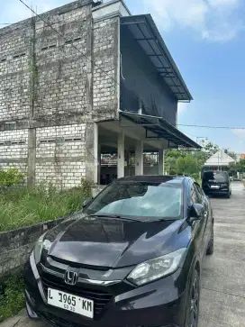 HR-V PRESTIGE AT
