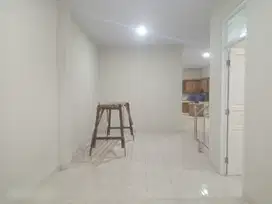 A322 Jual Rumah BU Dibawah NJOP di Komplek Taman Semanan Indah