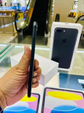 iPhone 7 Plus 128GB Black Fullset lengkap ex iBox BH 100% Sangat Mulus