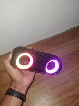 Bluetooth speaker acome