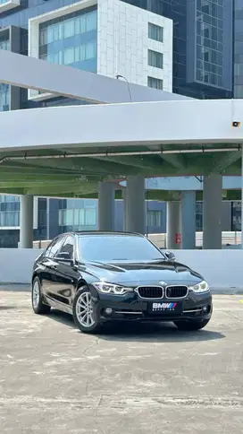 LOW KM BMW 320i Sport 2016
