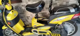 Sepeda listrik model Lama tapi kokoh