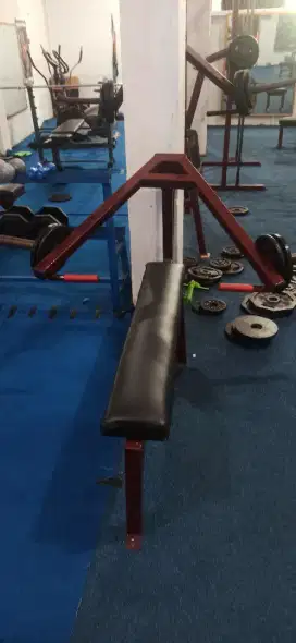 Alat Gym Latihan Bisep