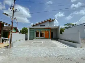 RUMAH MURAH, TANAH LUAS DI BARAT CANDI PRAMBANAN SLEMAN