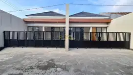RUMAH CANTIK, SIAP HUNI, DEKAT EXIT TOL JOGJA SOLO DI KALASAN