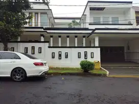 Dijual Rumah Mewah Furnished di Kawasan Pesona Khayangan Margonda