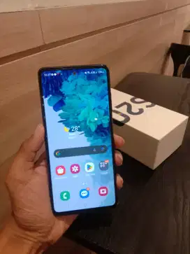 Samsung galaxy S20 FE like new mulus terawat resmi