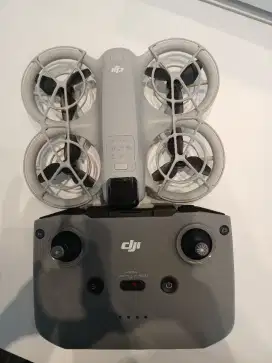 Drone DJI NEO FLY MORE COMBO