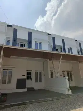 RUMAH DP 0 DEKAT KAMPUS BINUS DAN ARAYA