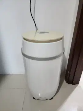 Mesin Cuci Portable Mito WM1 3.5 Liter