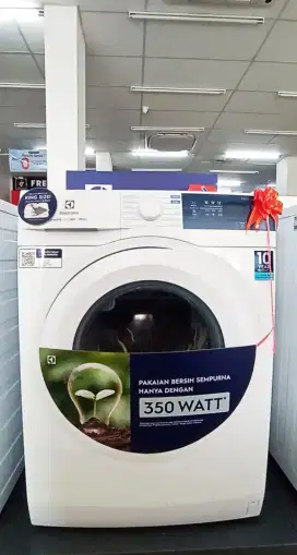 Credit mudah Mesin Cuci Electrolux EWF8004E3WB/8KG350W dgn Home Credit