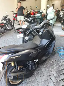 N max mint condition!!