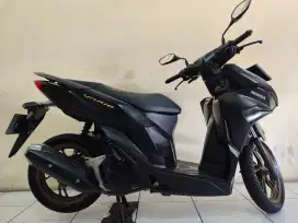 Vario 125 ISS 2024 SE LIKE NEW mulus terawat siap pakai...