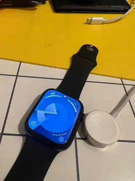 Apple watch seri 7 45mm aluminium