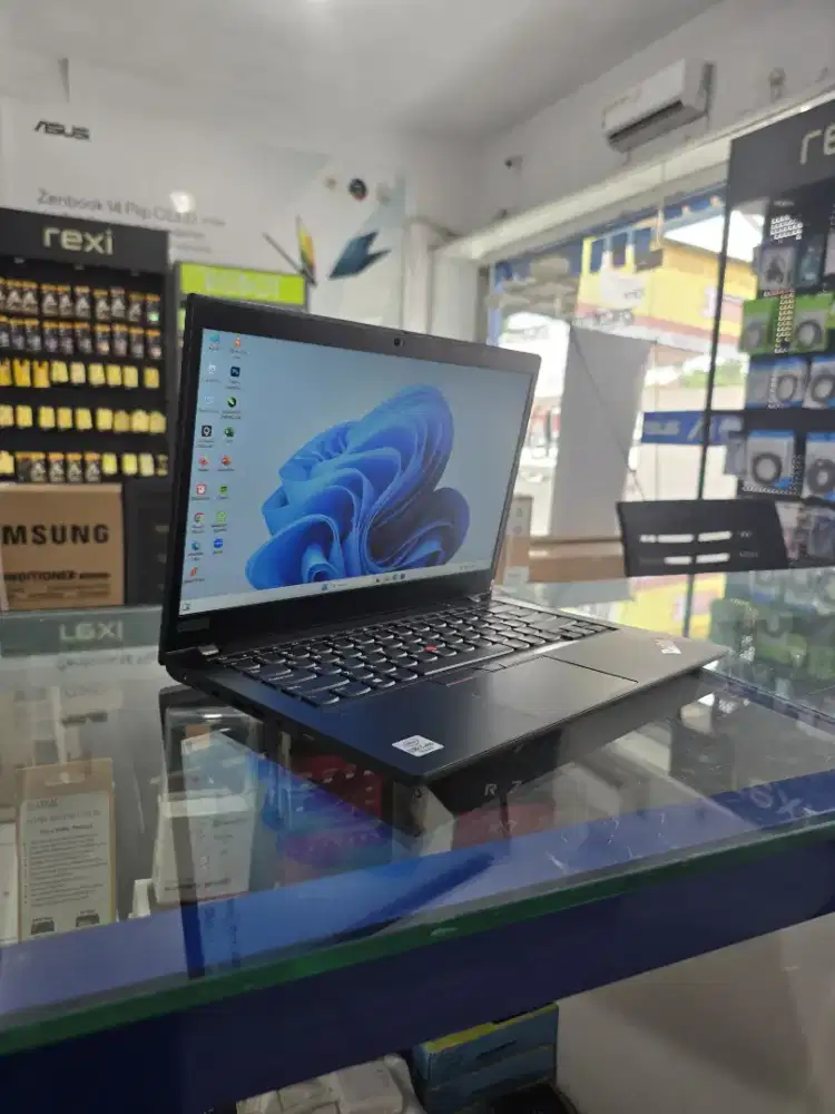 LAPTOP LENOVO THINKPAD I5 GEN 10 RAM 16GB SSD 256GB