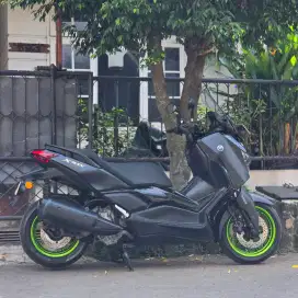 Yamaha XMAX Connected 2023 Hitam Low Km record