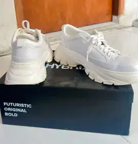 SEPATU PEDRO HYBRIX