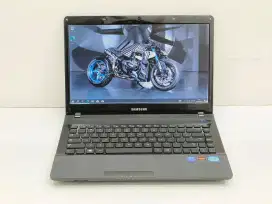 Laptop Samsung 300e intel core i3-2370m ram 4gb hdd 500gb