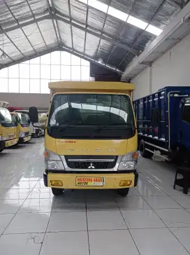 Mitsubishi Canter Light Truck 2024