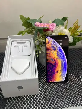 Iphone XS 64GB Fullset Mulus Nominus Bergaransi Terima Tt