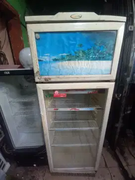 Di jual Shocase plus frezer  normal merk Daichi