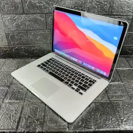 MACBOOK PRO 2015 layar 15 inchi Ram 16gb storage 256gb
