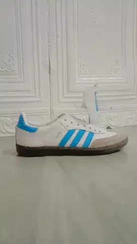 sepatu adidas premium