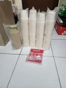 Cup dan sendok ice cream
