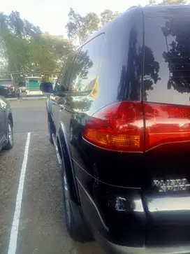 JUAL Mitshubishi Pajero Sport, Solar, AT, Black, 2012