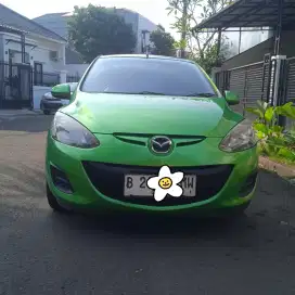Mazda 2 type R 2012 Good condition