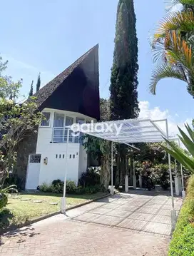 JUAL VILA FURNIS TERAWAT SIAP PAKAI KLUB BUNGA BATU