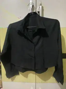 Atasan  crop dan cardigan