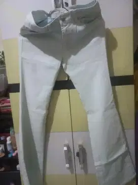 Celana jeans CT