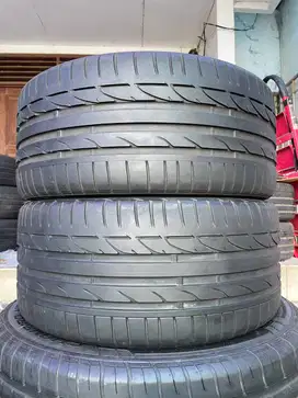 Ban Bridgestone Potenza S001 245 35 r18 2Pcs