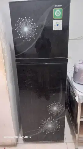 Kulkas 2pintu merk sharp