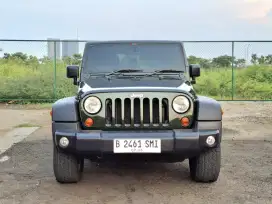 (Low km)Jeep wrangler sport 3.8 AT. Thn 2011. Army green. 4DR. Perfect