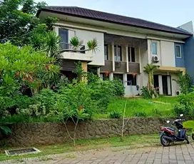 Dijual Rumah Siap Huni 3 Lantai Regency 21 Surabaya Timur dekat Merr