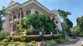 DIJUAL RUMAH MEWAH HOOK/HOEK PURI MARINA ANCOL BARAT - JAKUT