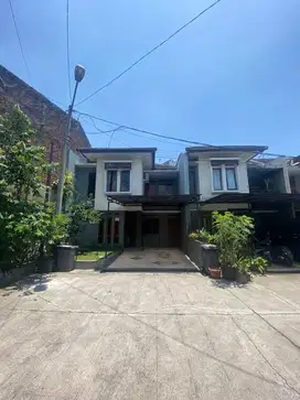 Rumah Siap huni di Komplek Cluster One Gate Antapani Kota Bandung