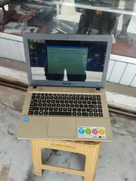 ASUS X441SA RAM 2gb