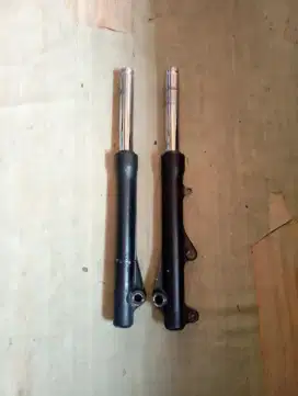 Shock breaker depan Vario 125 LED old ori copotan