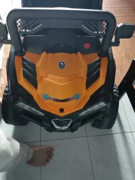 Mobil aki mainan anak