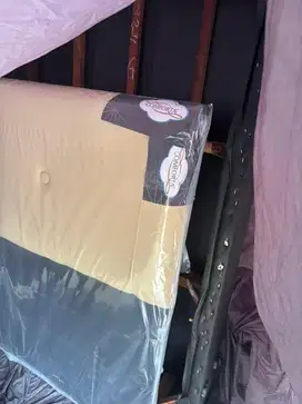 Dipan kasur comforta 160 x 200